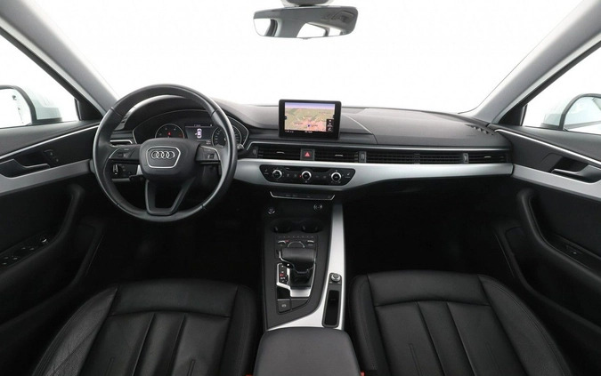 Audi A4 cena 79000 przebieg: 142330, rok produkcji 2018 z Lublin małe 352